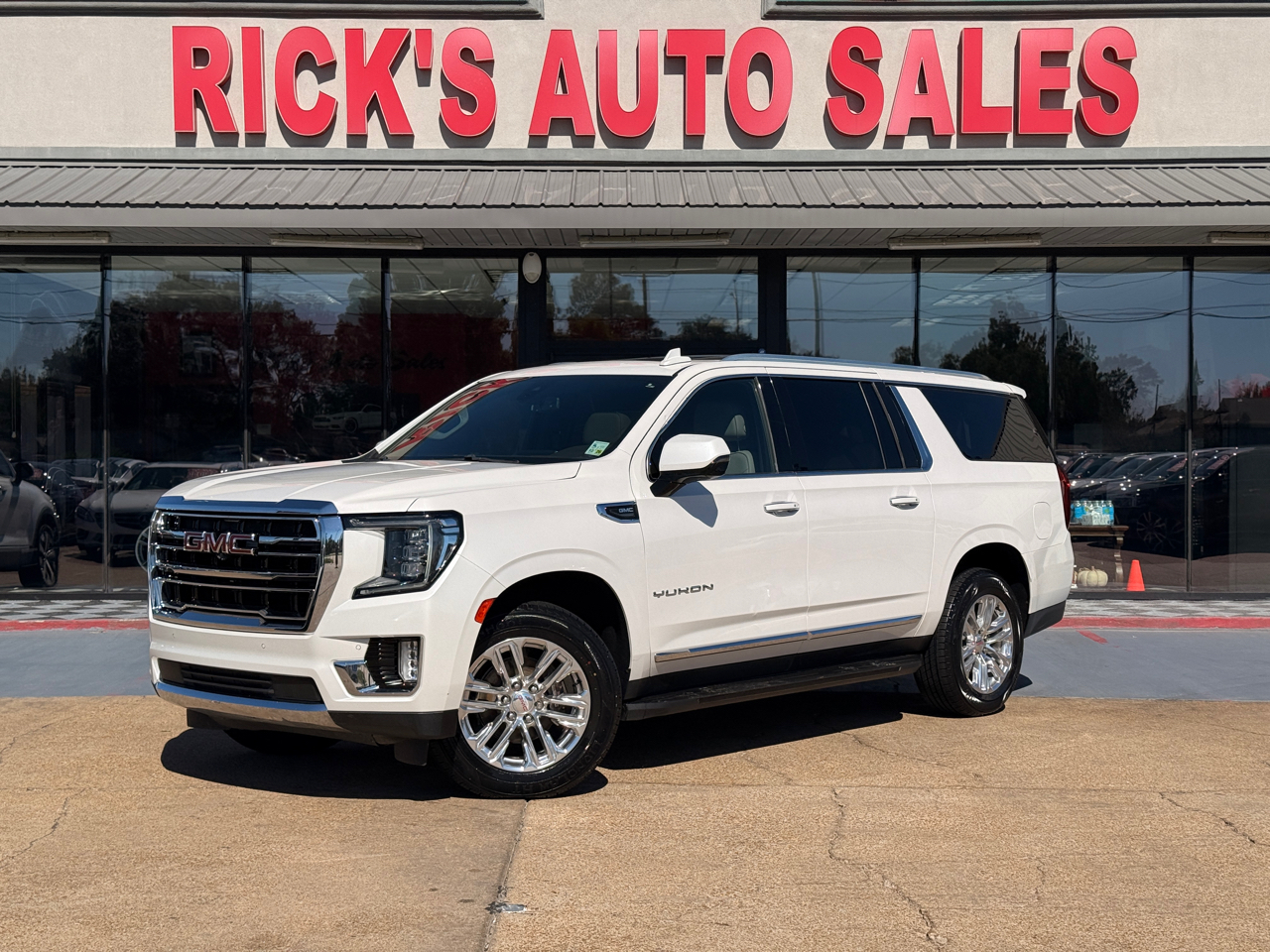 2021 GMC Yukon XL SLT 2WD