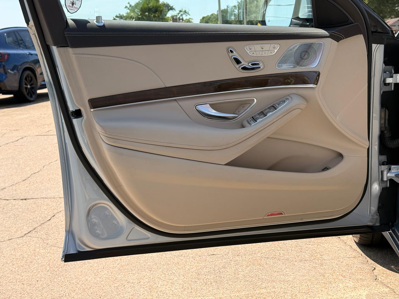 Mercedes-Benz S-Class S550 2016