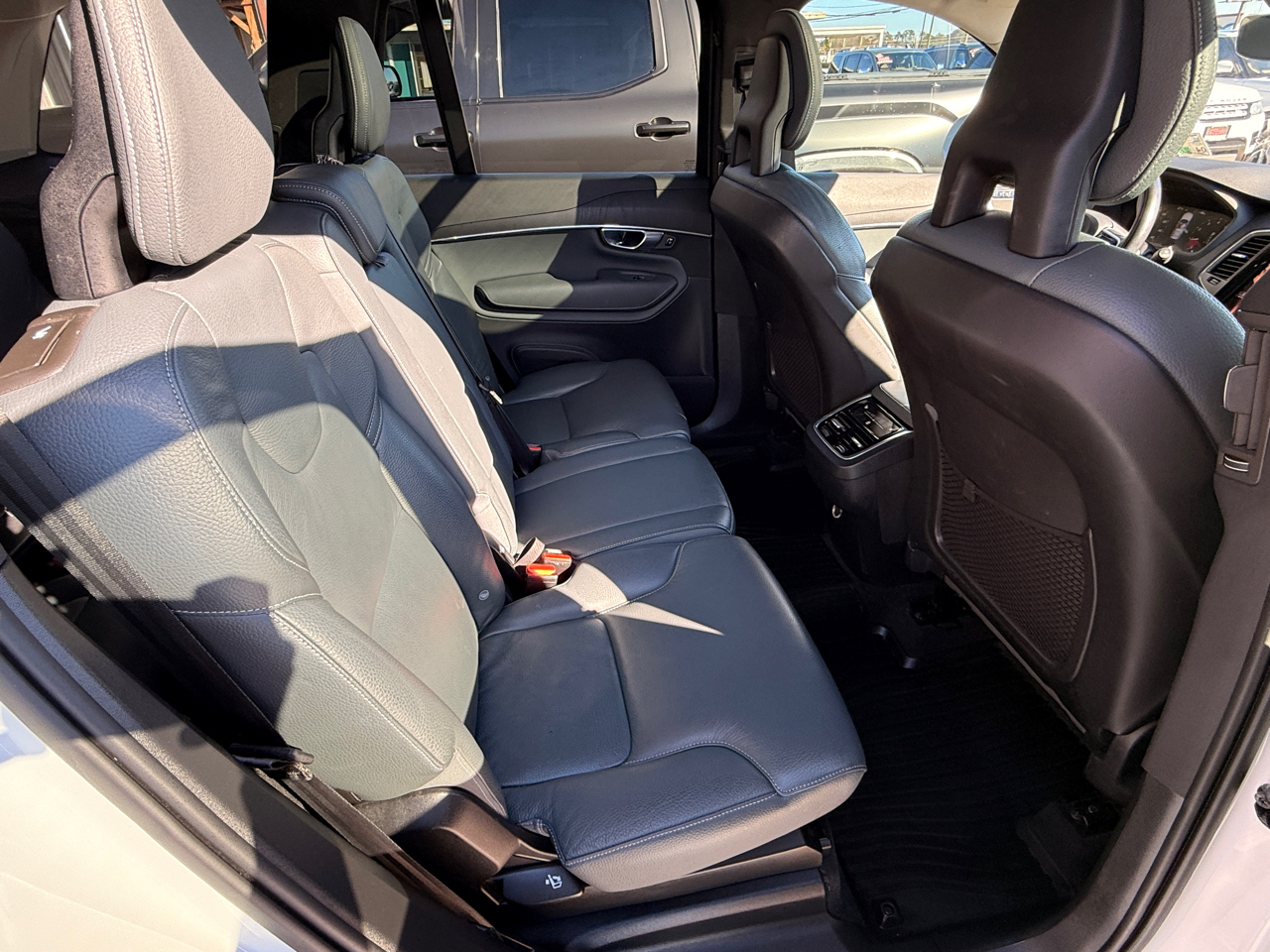 Volvo XC90 T6 Momentum AWD 2020