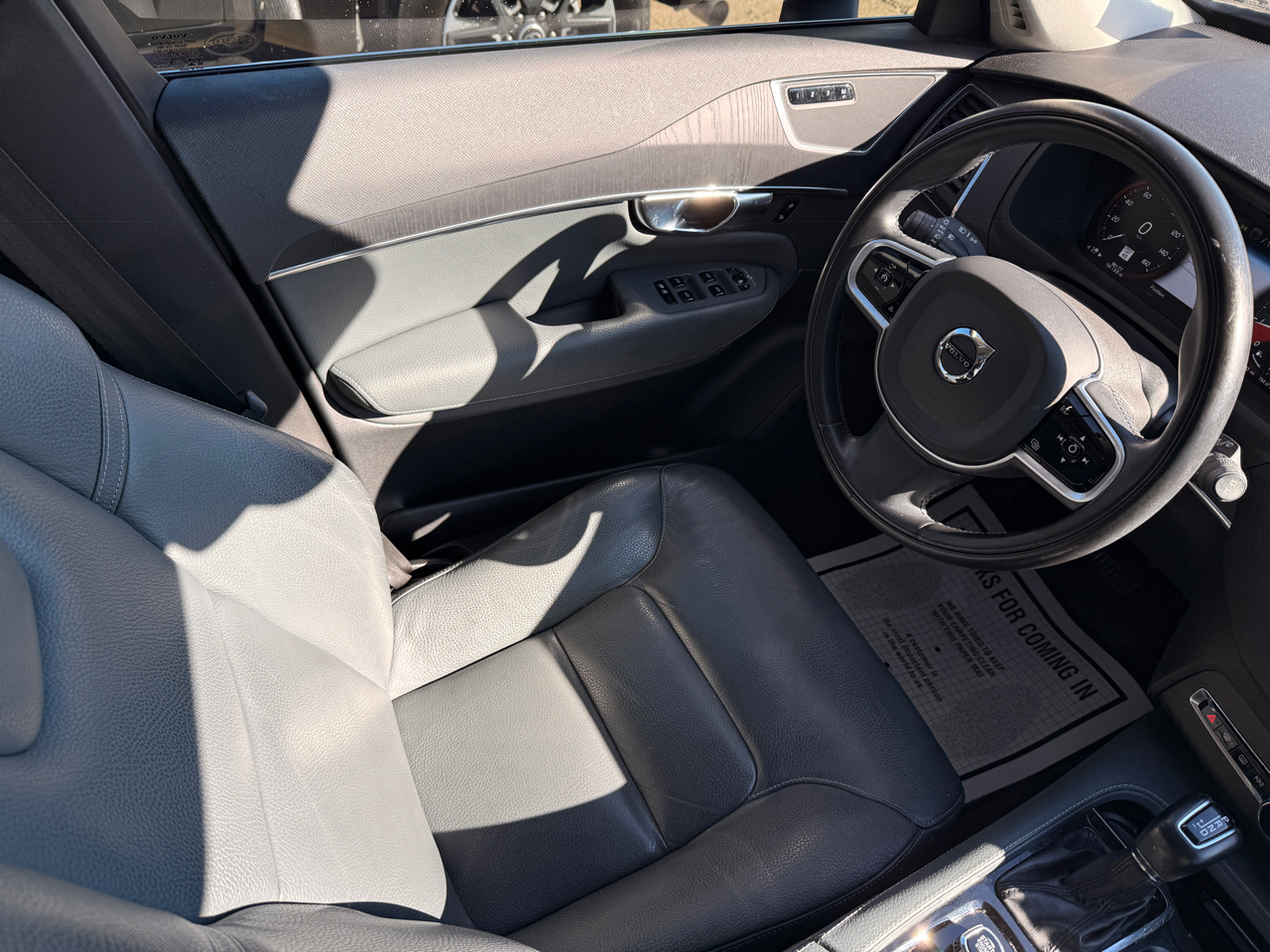 Volvo XC90 T6 Momentum AWD 2020