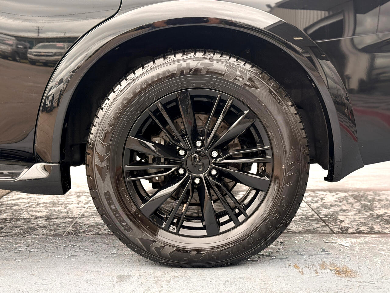 Infiniti QX80 LUXE 2019