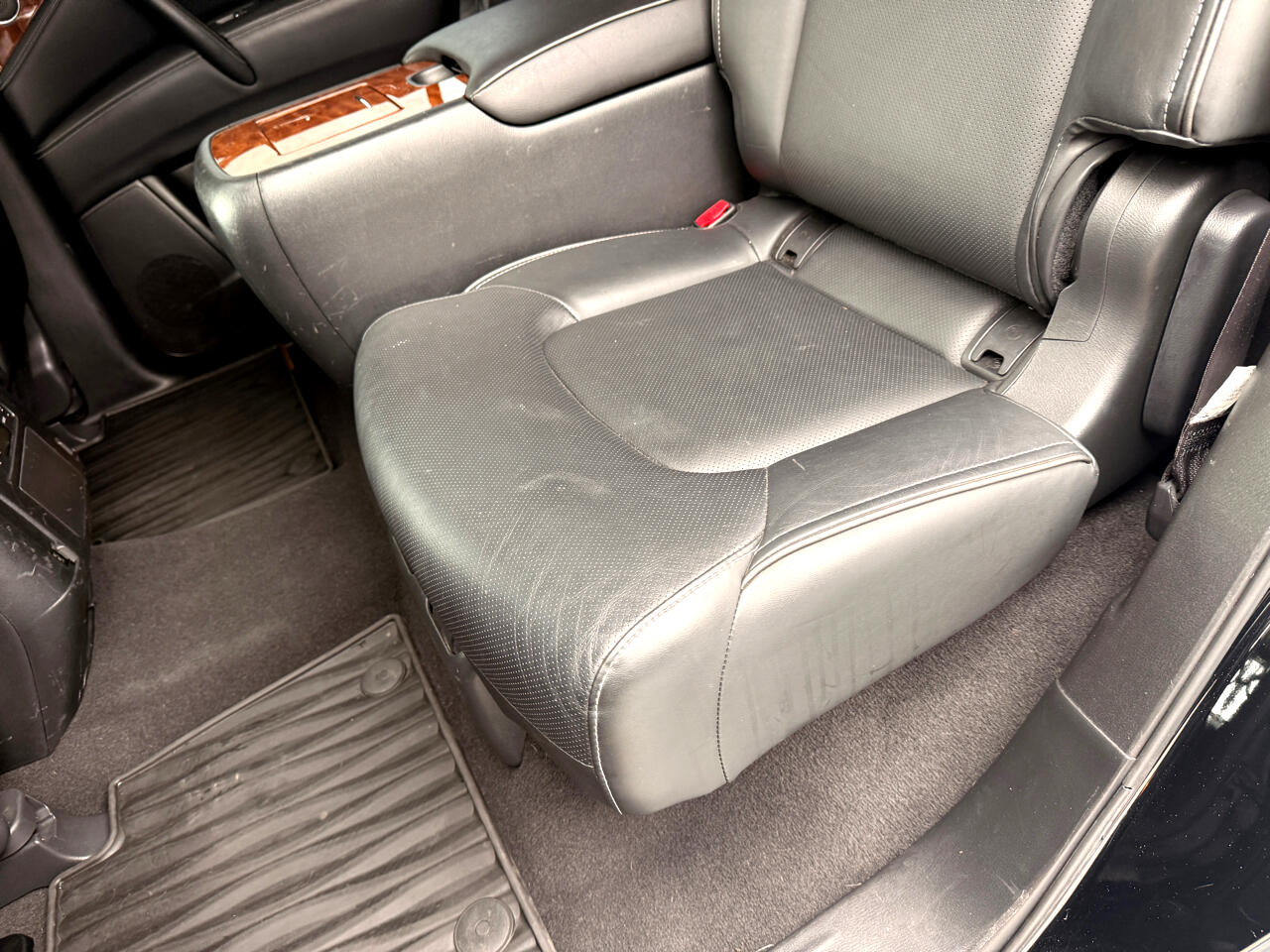 Infiniti QX80 LUXE 2019