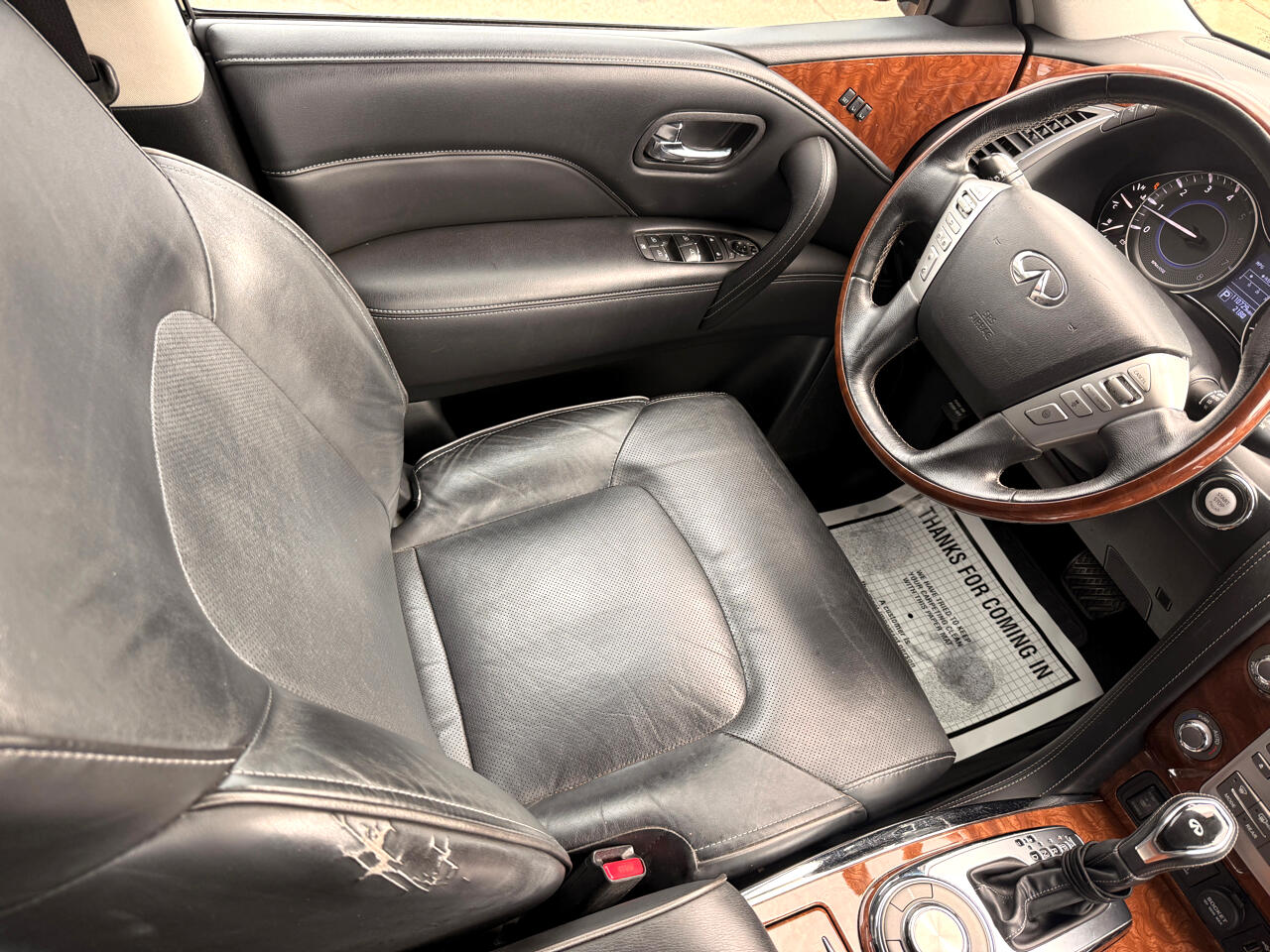 Infiniti QX80 LUXE 2019