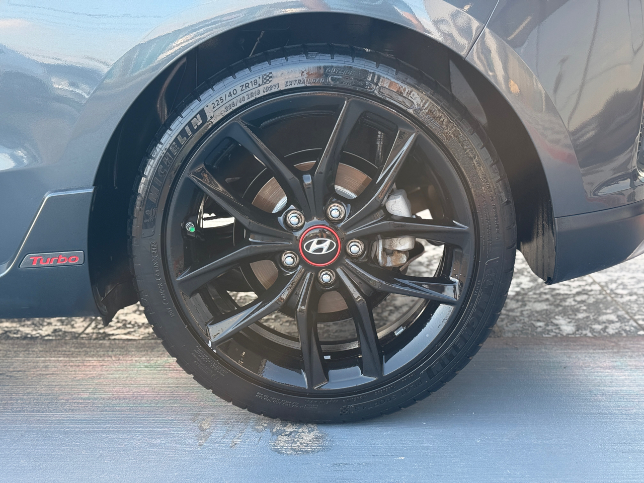 Hyundai Veloster Turbo R-Spec 6M 2019