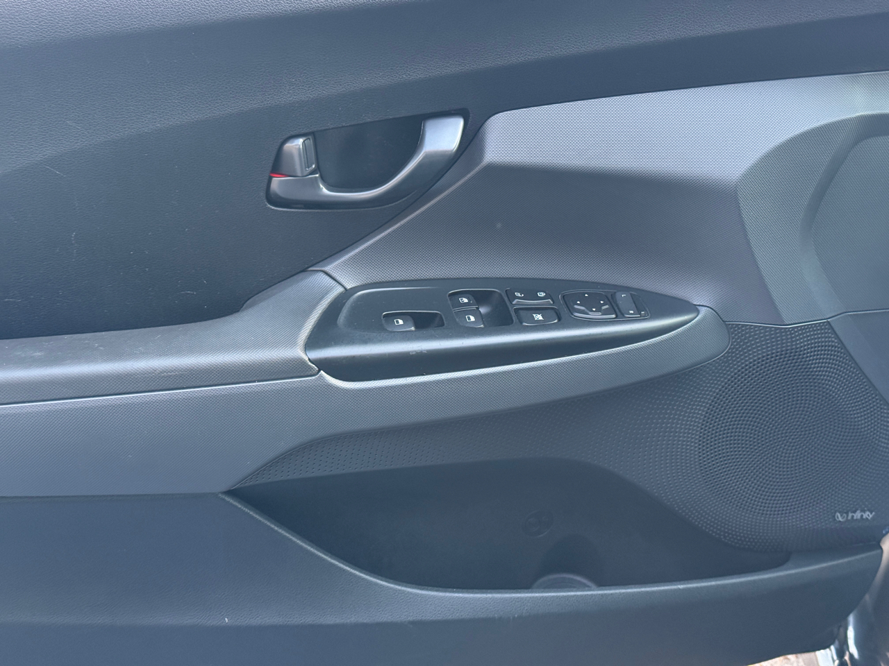 Hyundai Veloster Turbo R-Spec 6M 2019