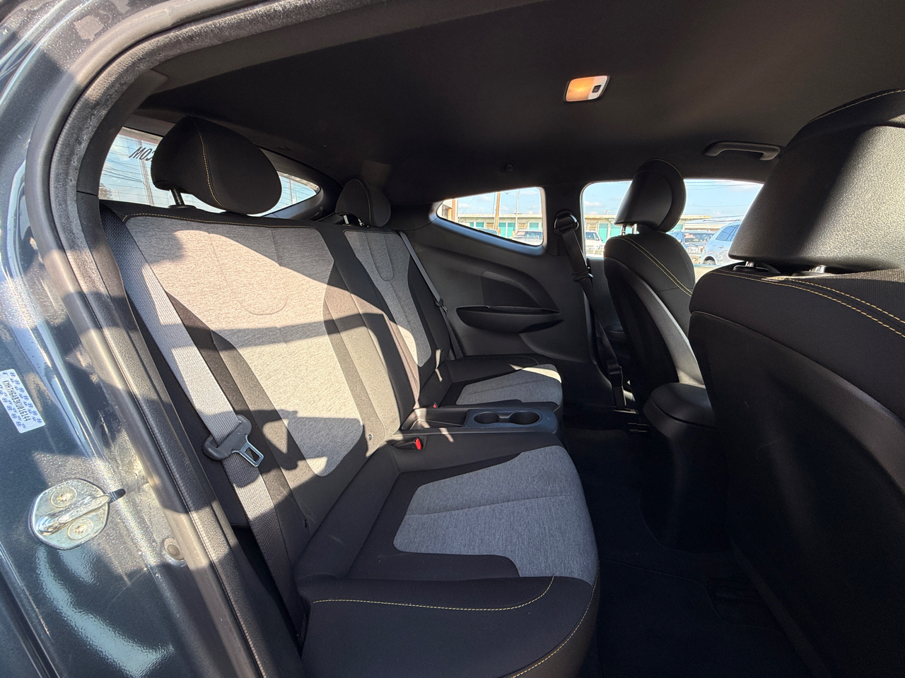 Hyundai Veloster Turbo R-Spec 6M 2019