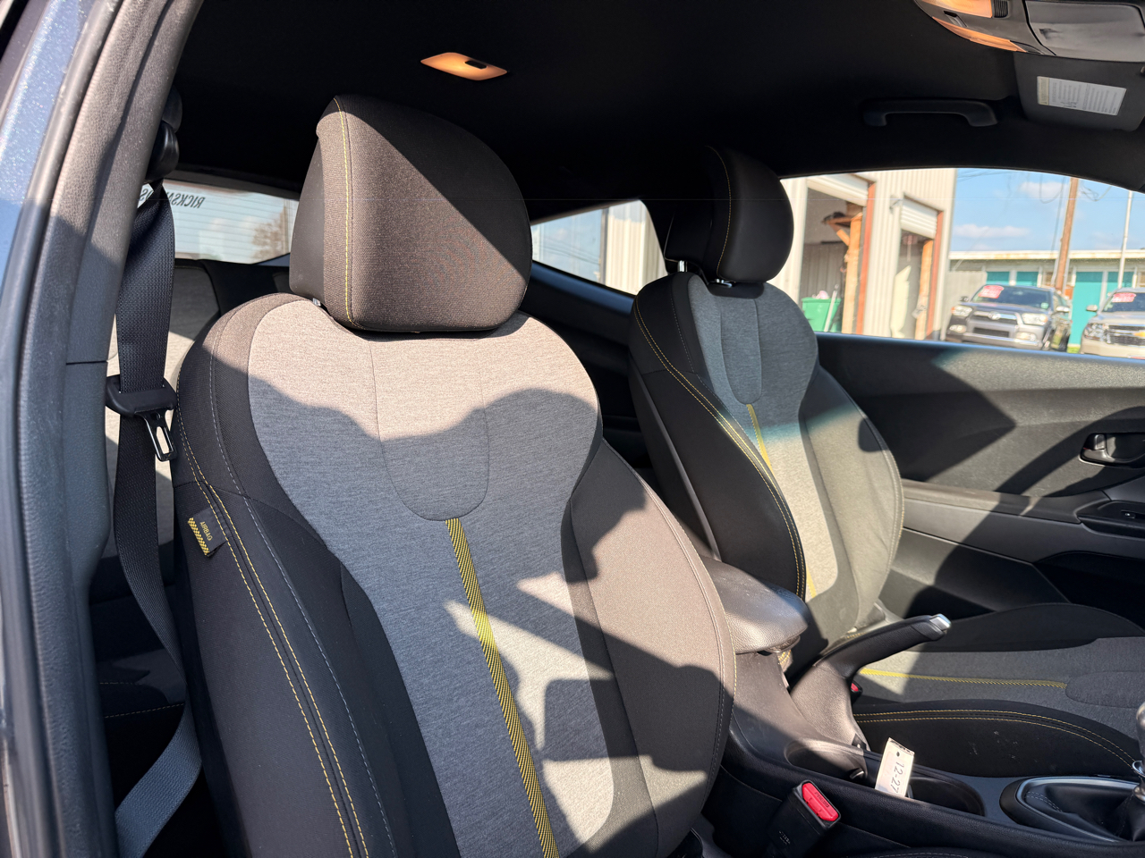 Hyundai Veloster Turbo R-Spec 6M 2019