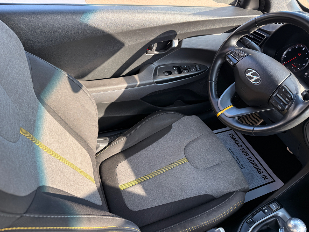 Hyundai Veloster Turbo R-Spec 6M 2019