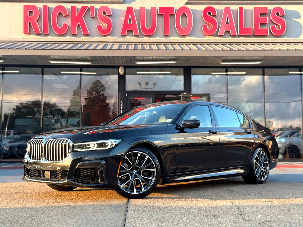 BMW 7-Series 740i 2022