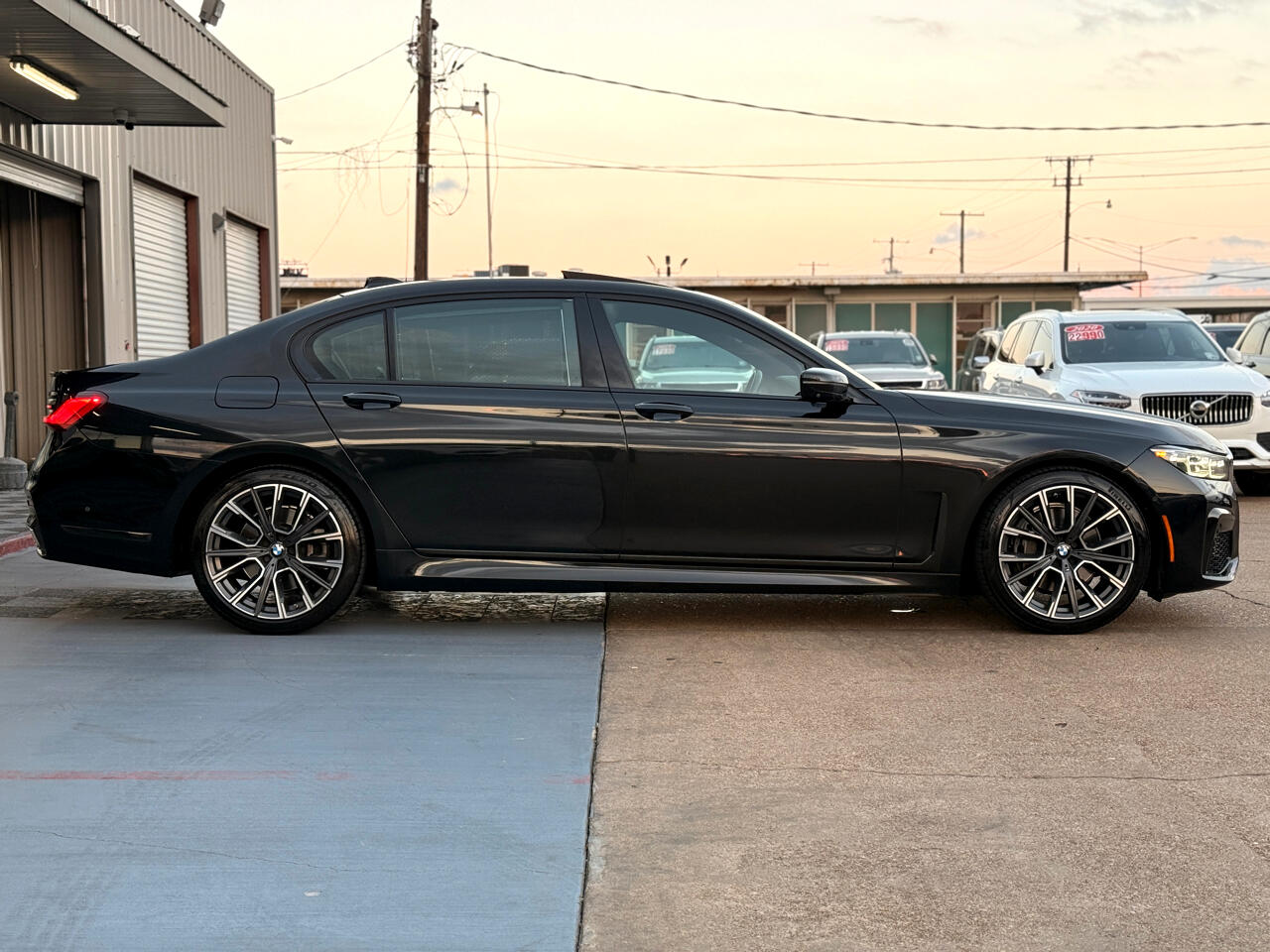 BMW 7-Series 740i 2022