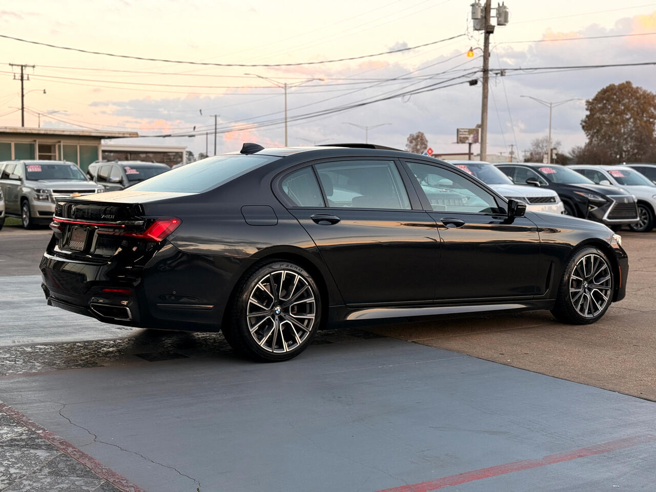 BMW 7-Series 740i 2022