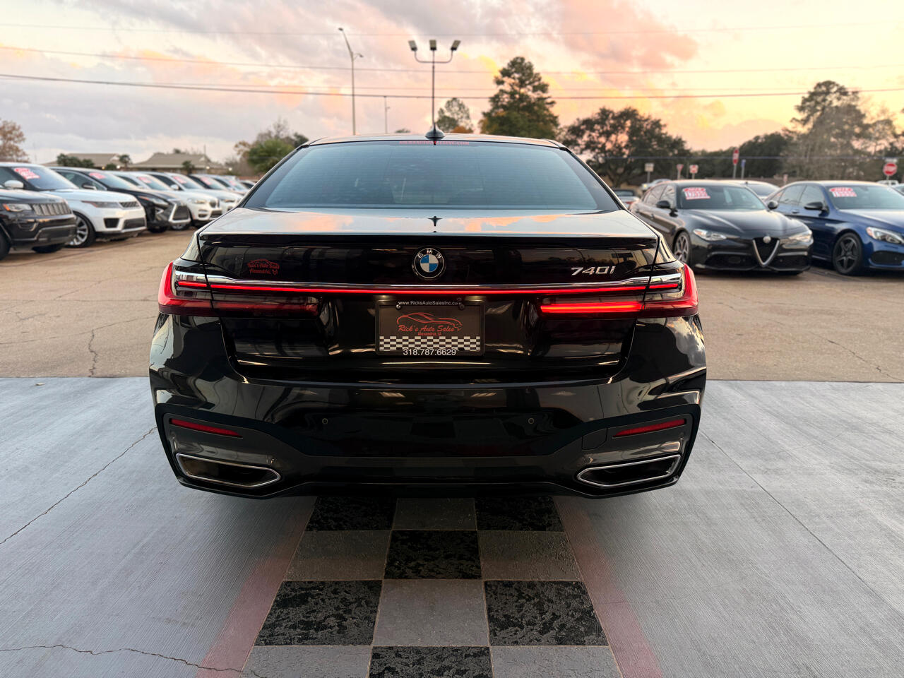 BMW 7-Series 740i 2022