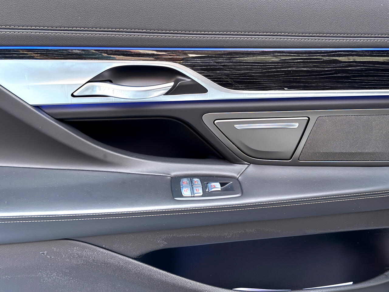 BMW 7-Series 740i 2022