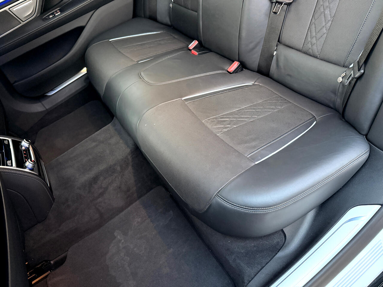 BMW 7-Series 740i 2022