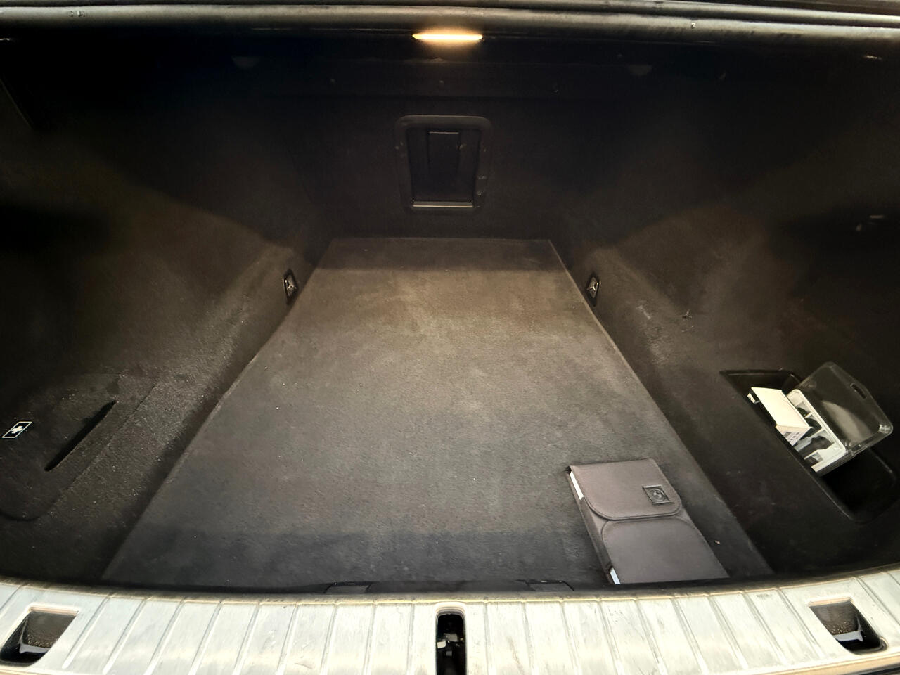 BMW 7-Series 740i 2022