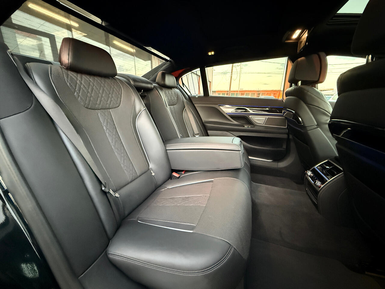 BMW 7-Series 740i 2022