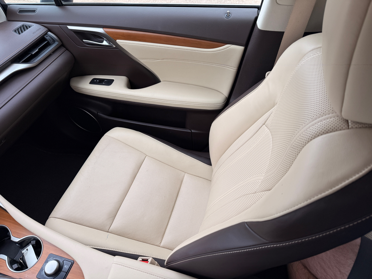 Lexus RX 350 FWD 2016