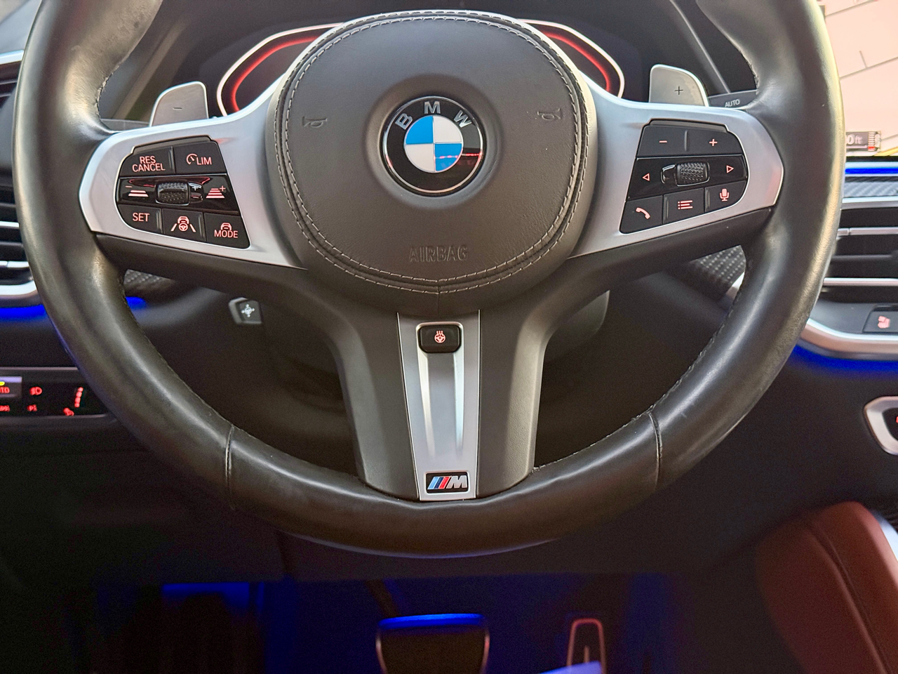 BMW X6 M50i 2021