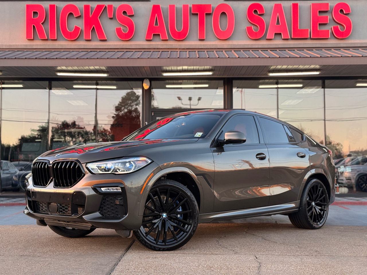 BMW X6 M50i 2021