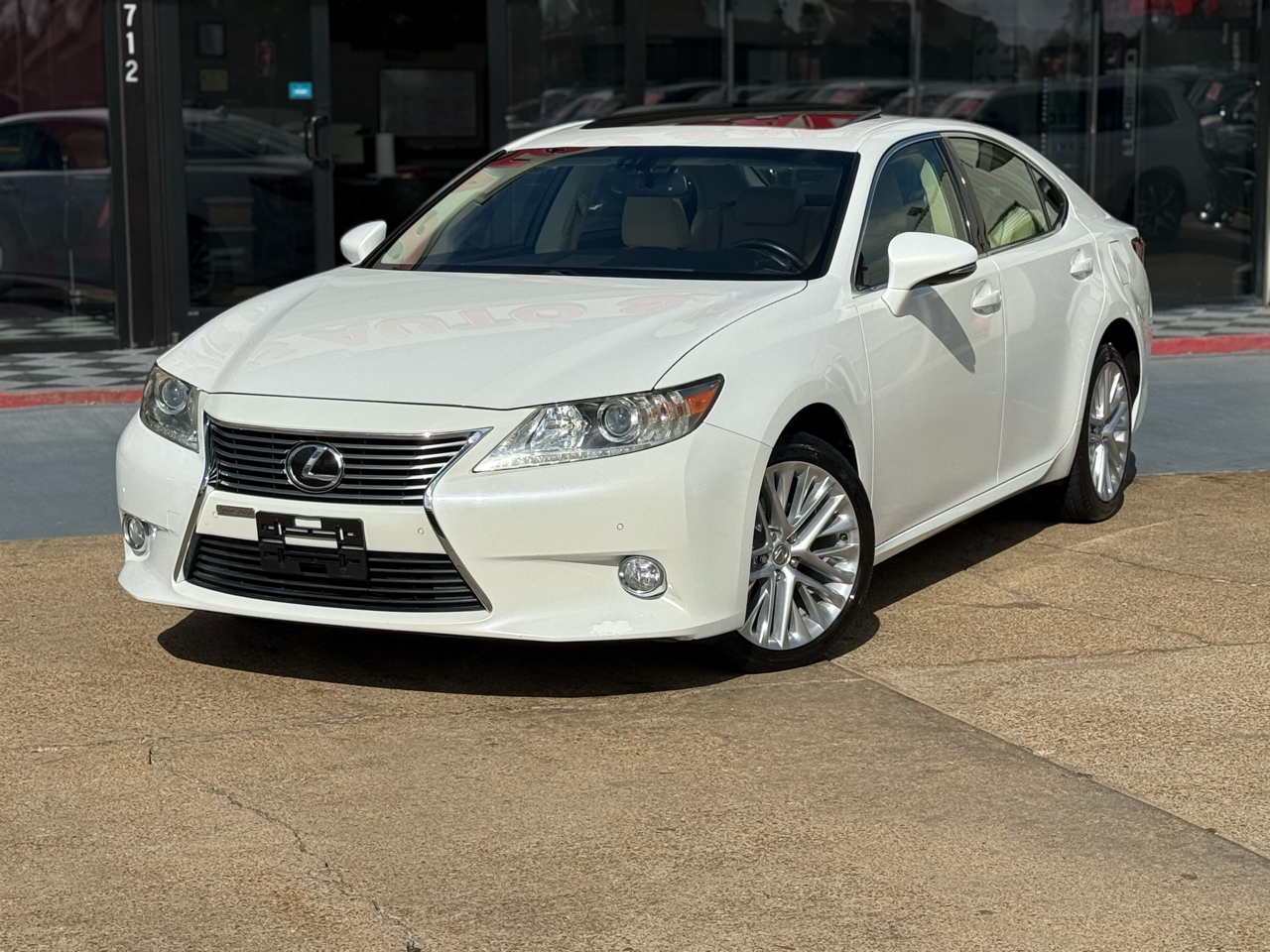 Lexus ES 350 Sedan 2013