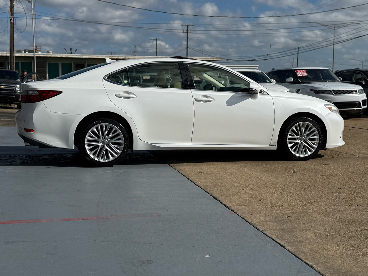 Lexus ES 350 Sedan 2013