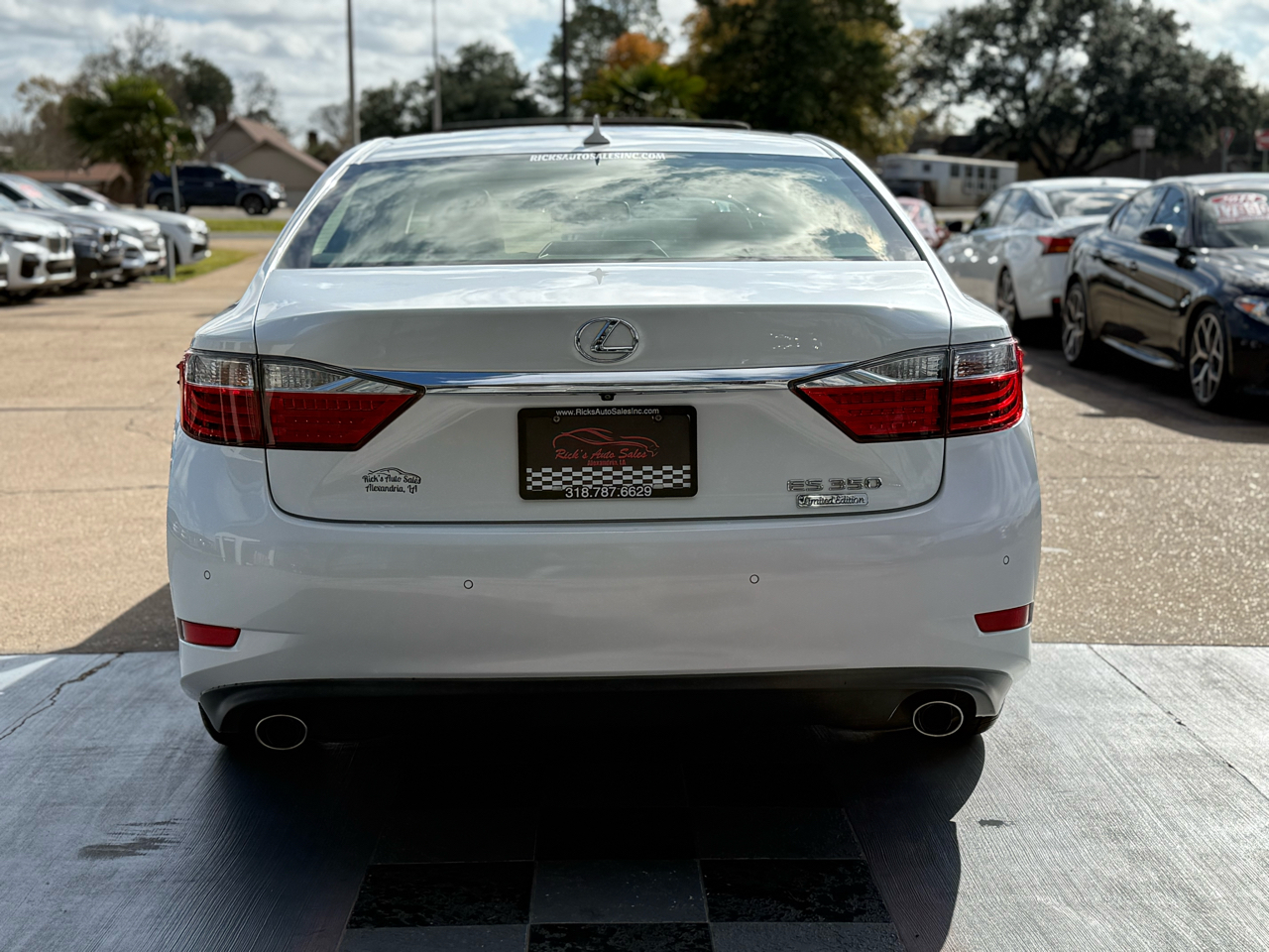 Lexus ES 350 Sedan 2013