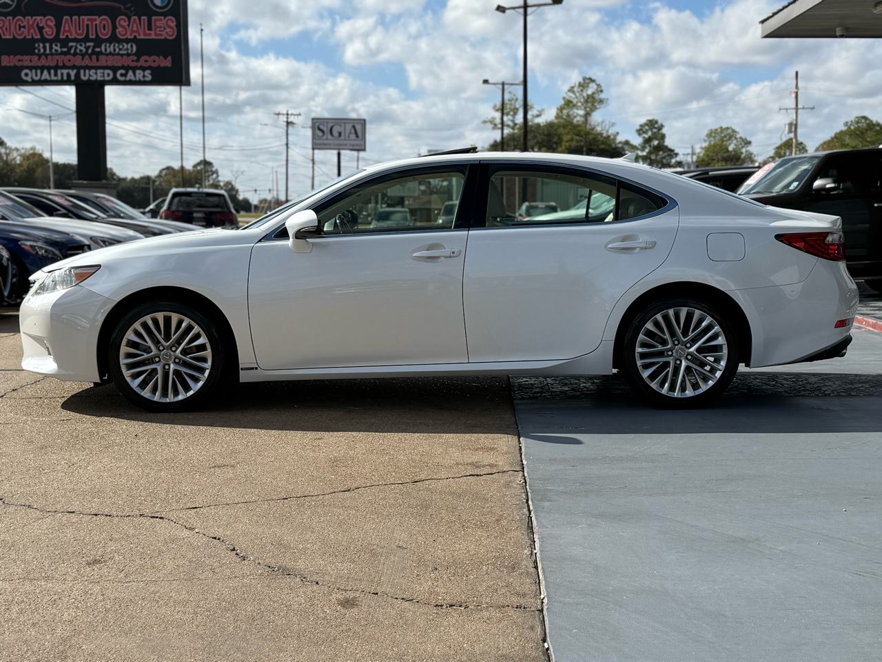 Lexus ES 350 Sedan 2013