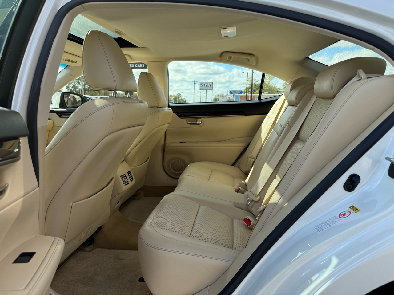 Lexus ES 350 Sedan 2013