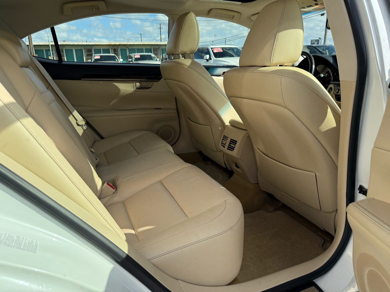 Lexus ES 350 Sedan 2013