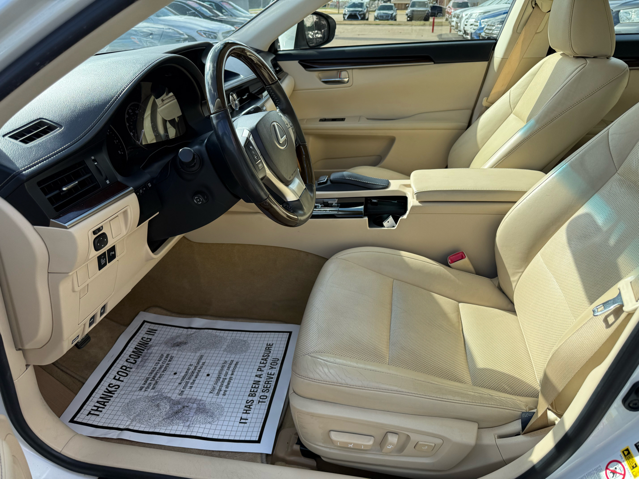 Lexus ES 350 Sedan 2013