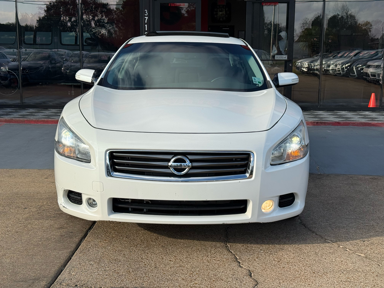 Nissan Maxima SV 2012