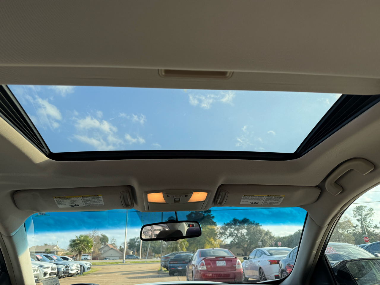 Nissan Maxima SV 2012