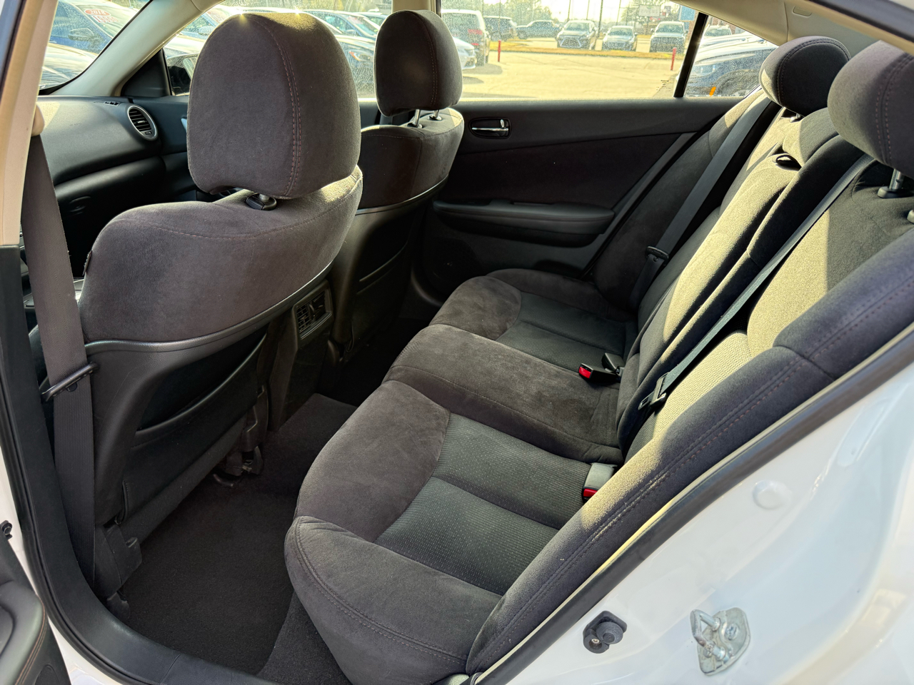 Nissan Maxima SV 2012