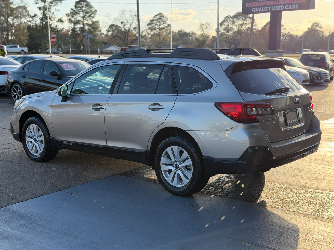 Subaru Outback 2.5i Premium 2019