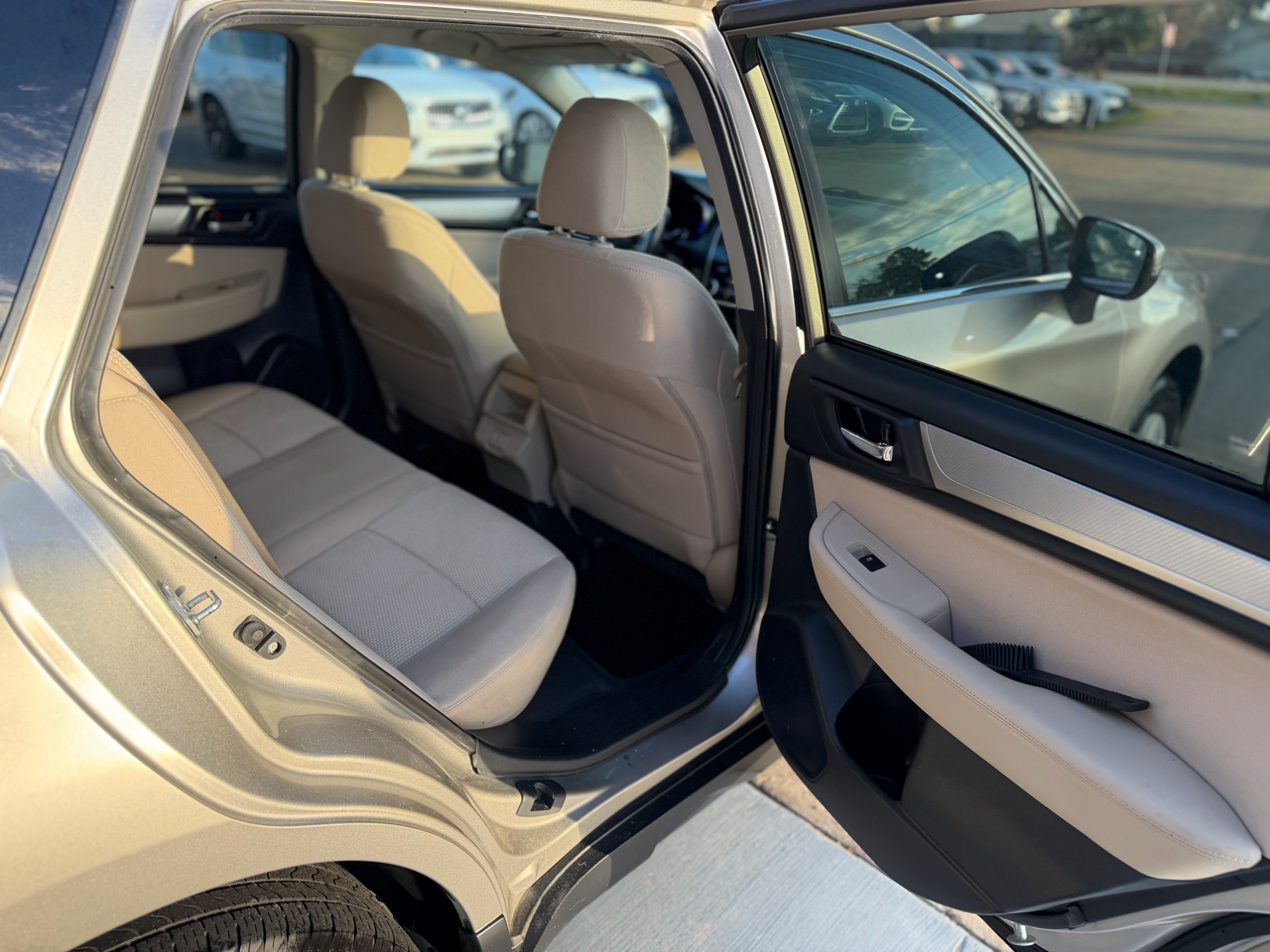 Subaru Outback 2.5i Premium 2019