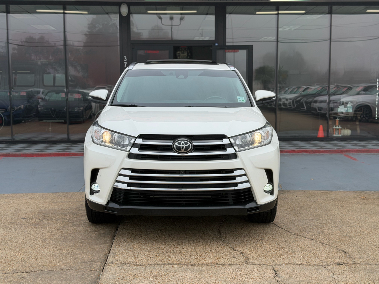 Toyota Highlander Limited FWD V6 2019