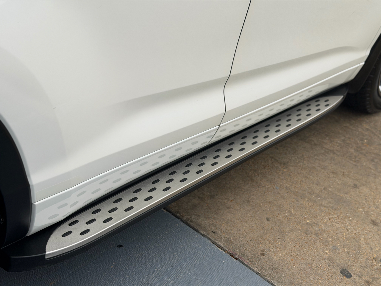 Toyota Highlander Limited FWD V6 2019