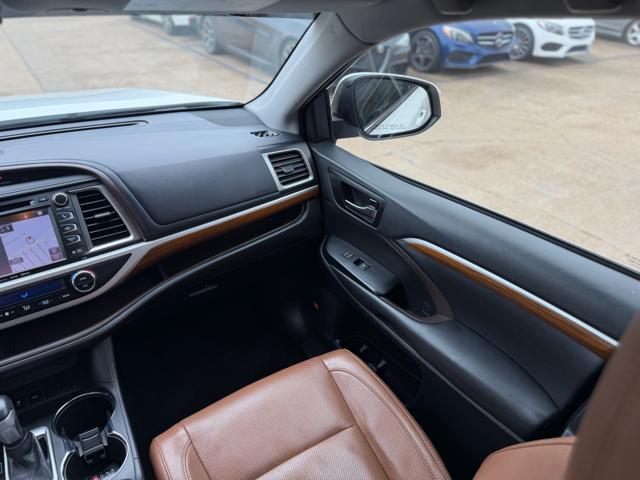 Toyota Highlander Limited FWD V6 2019