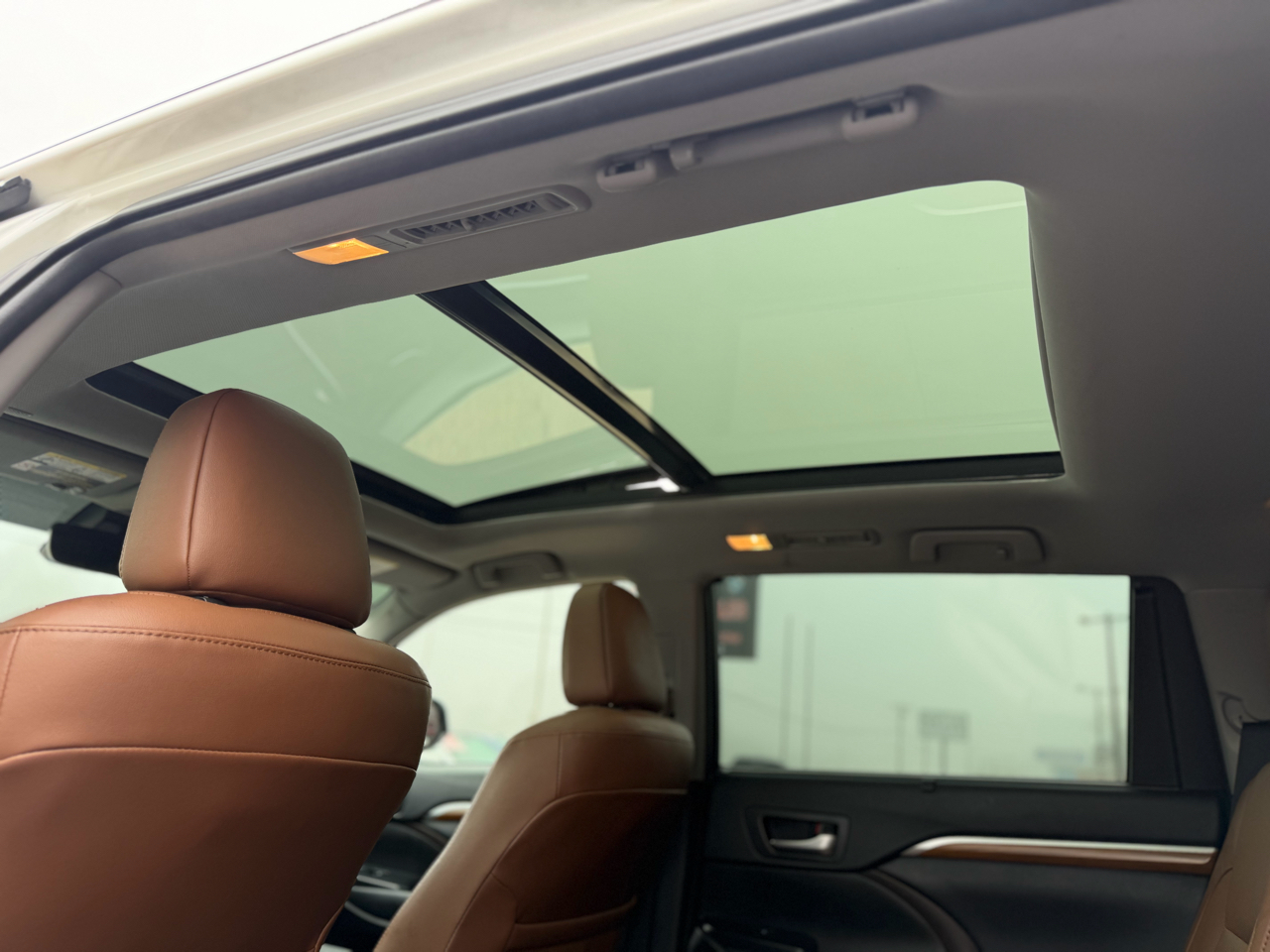 Toyota Highlander Limited FWD V6 2019