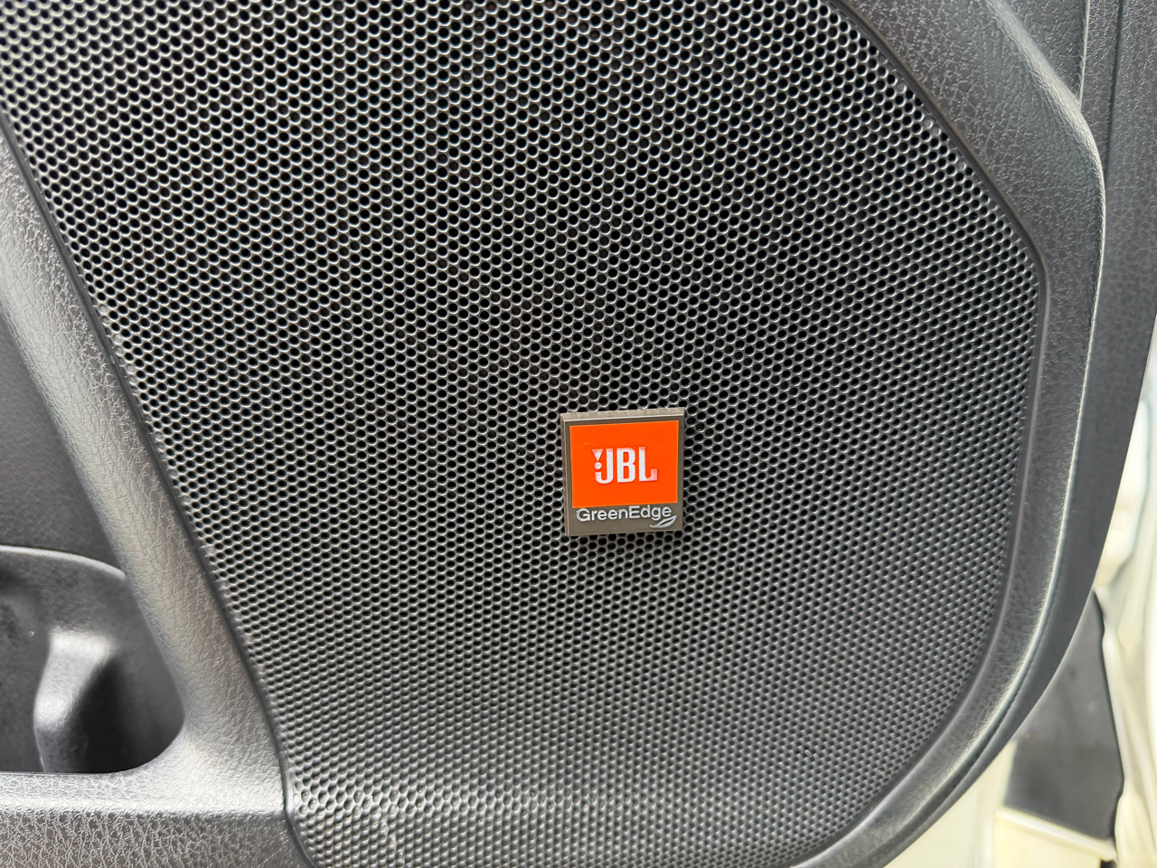 Toyota Highlander Limited FWD V6 2019