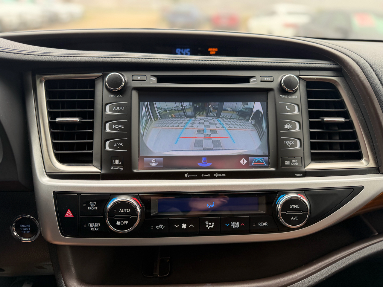 Toyota Highlander Limited FWD V6 2019