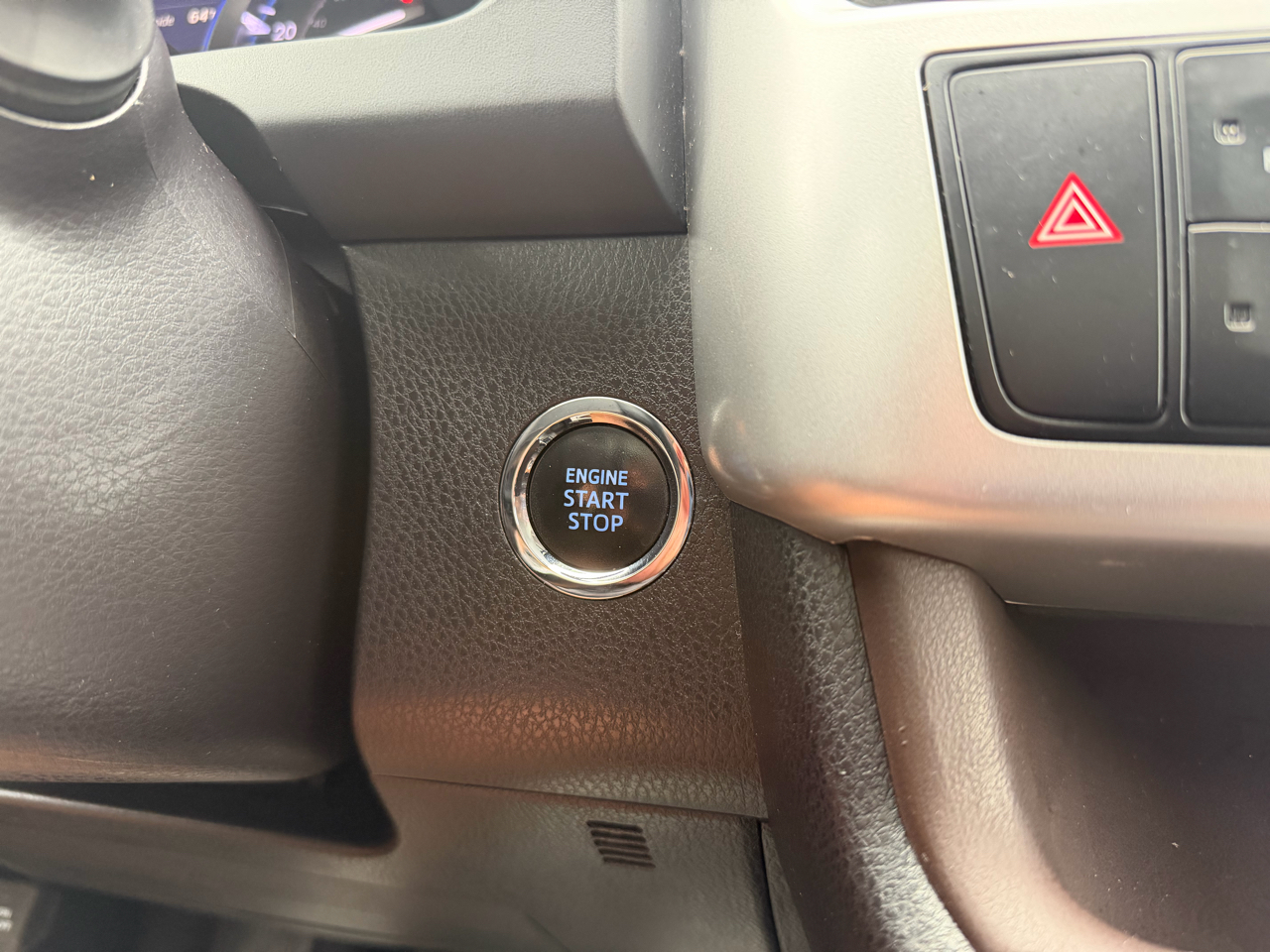 Toyota Highlander Limited FWD V6 2019