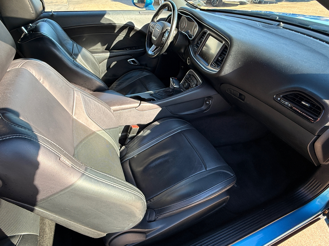 Dodge Challenger SXT Plus 2015