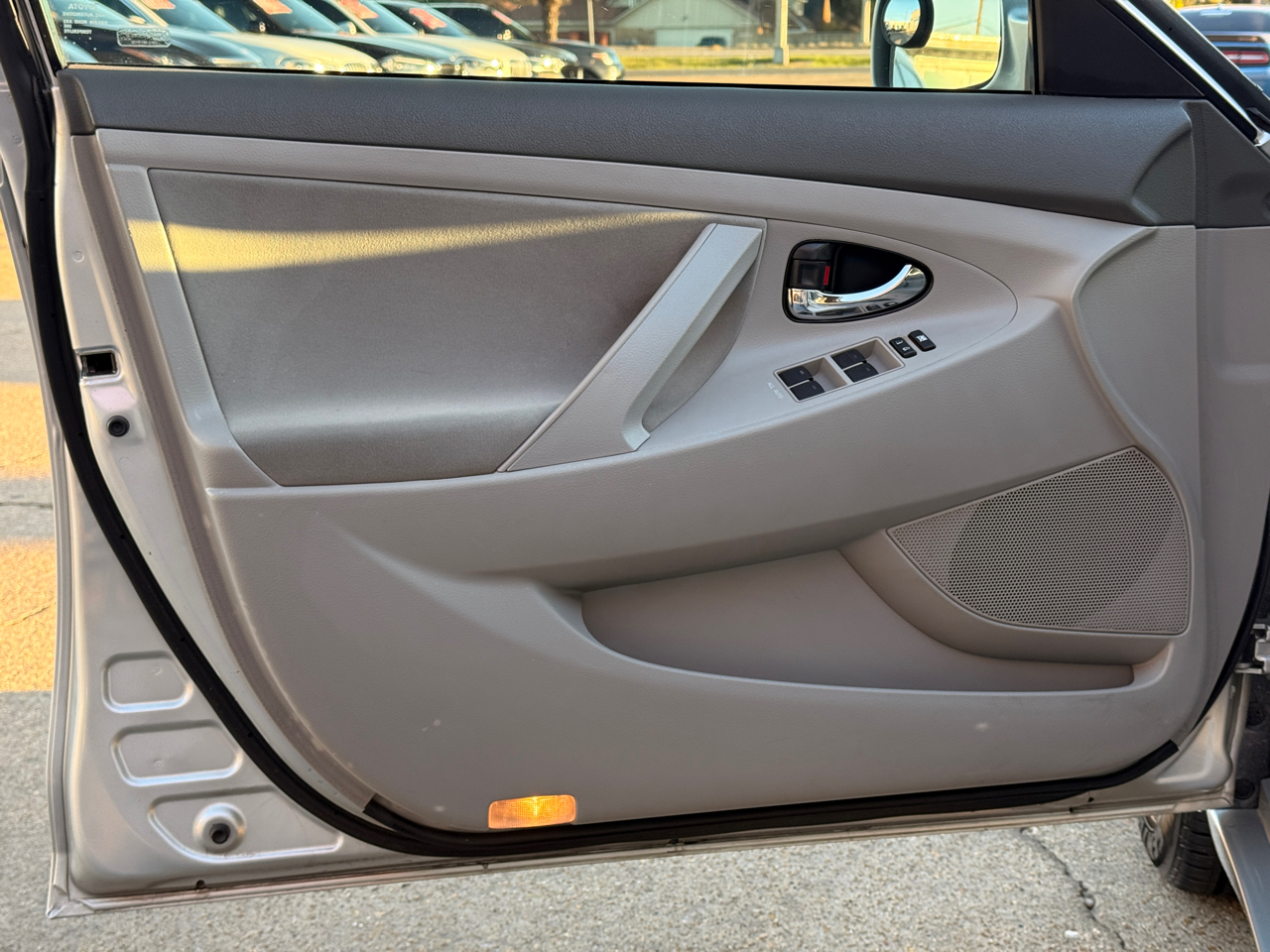 Toyota Camry SE 2010