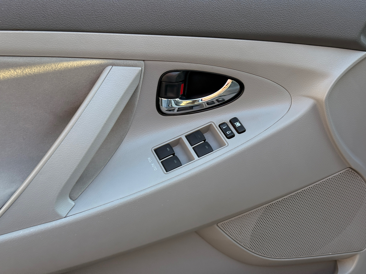 Toyota Camry SE 2010