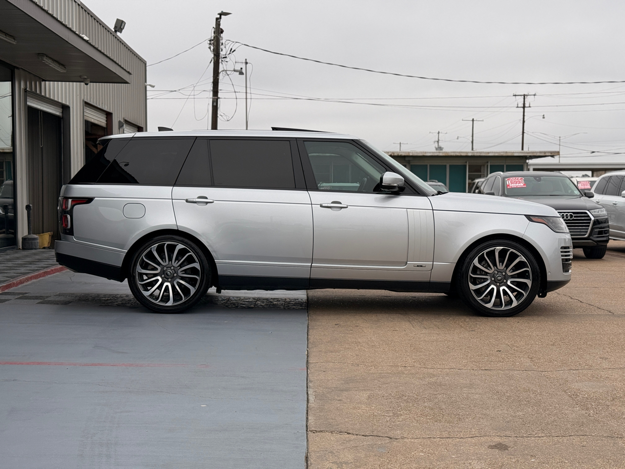 Land Rover Range Rover Supercharged LWB 2019