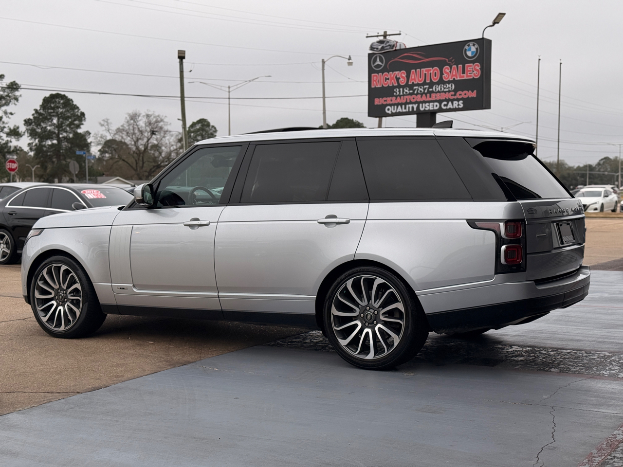 Land Rover Range Rover Supercharged LWB 2019