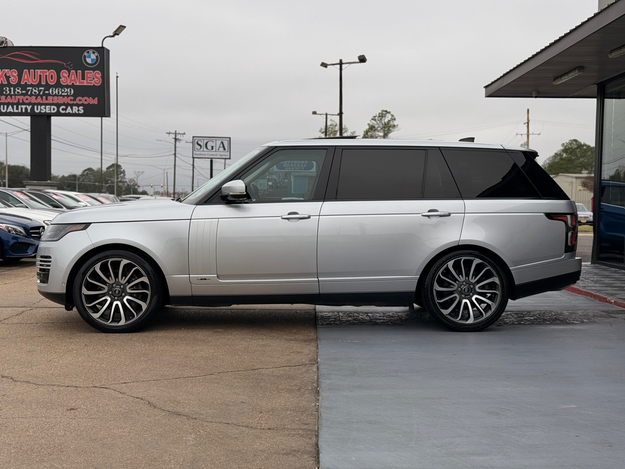 Land Rover Range Rover Supercharged LWB 2019