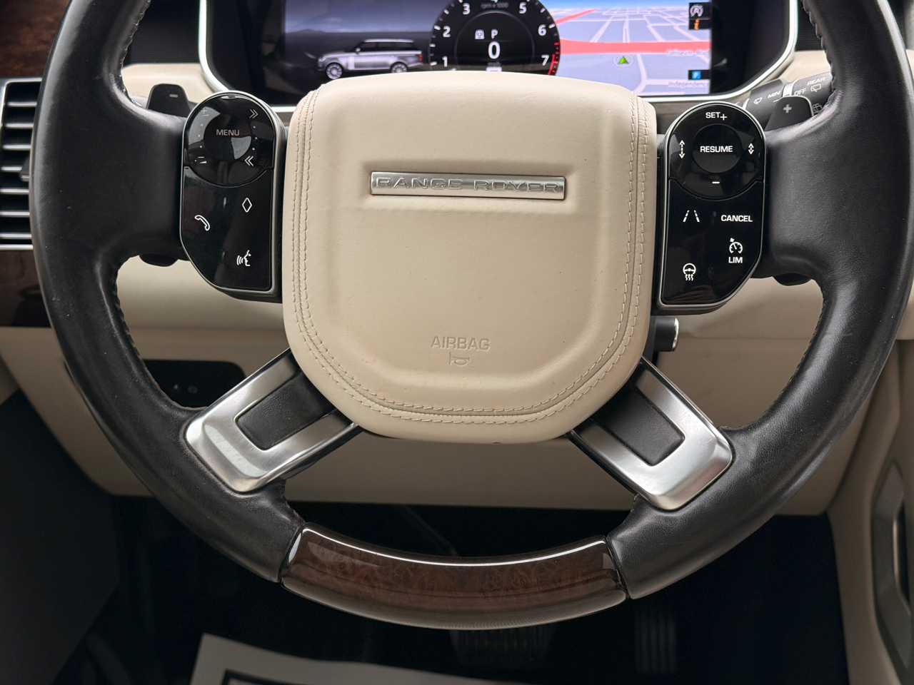 Land Rover Range Rover Supercharged LWB 2019