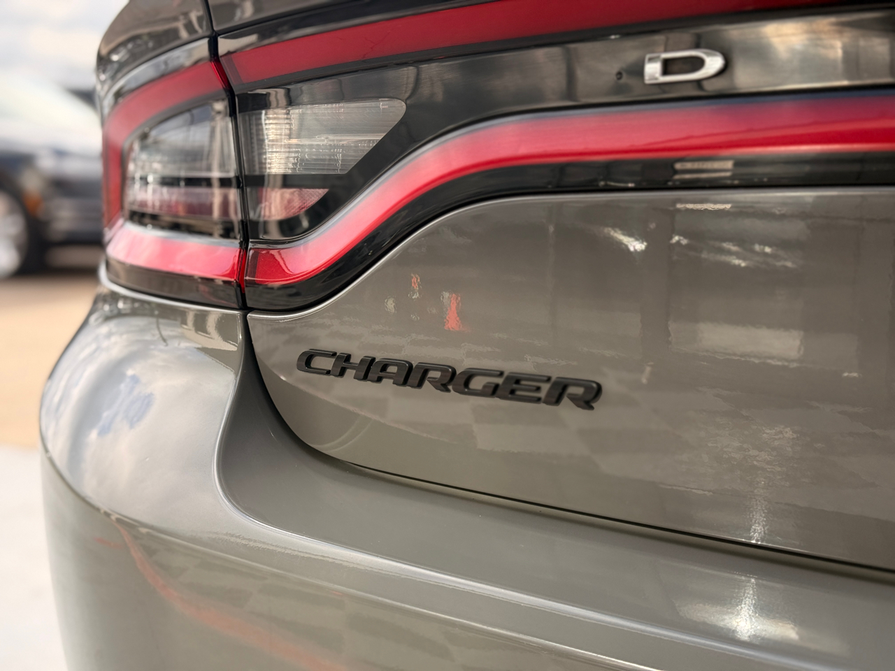 Dodge Charger SE 2017